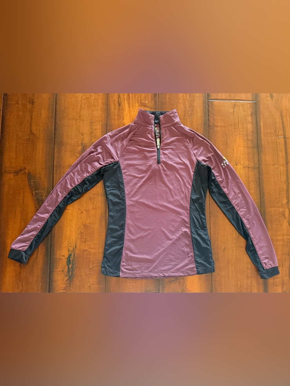 Kastel Denmark 🇩🇰 Women's Maroon Quarter-Zip Performance Top with Black Panels